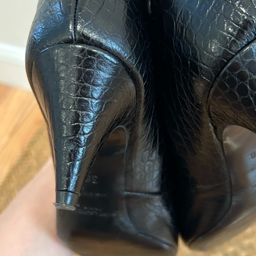 Saint Laurent Kiki Ankle Boots - Picture 9 of 9
